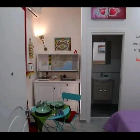 Apartment Flower Power Naples